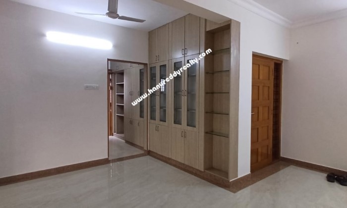 3 BHK Flat for Sale in Madipakkam