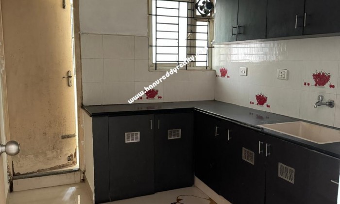 2 BHK Flat for Sale in Korattur