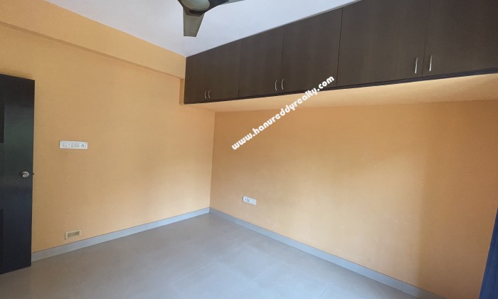 3 BHK Flat for Sale in Nolambur