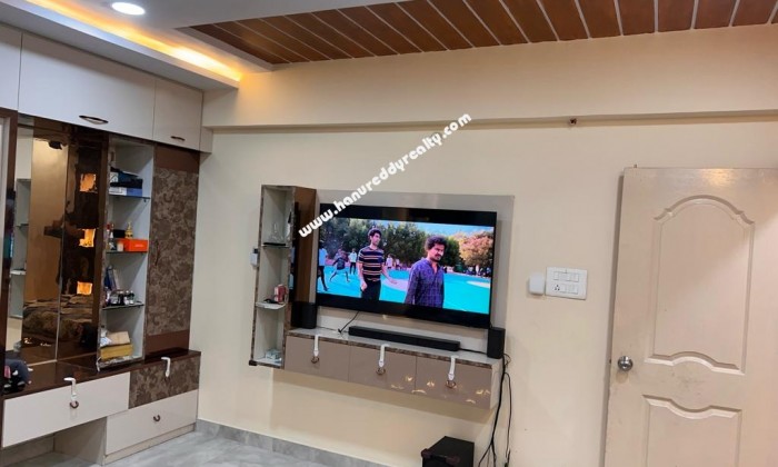3 BHK Flat for Sale in Maharanipeta