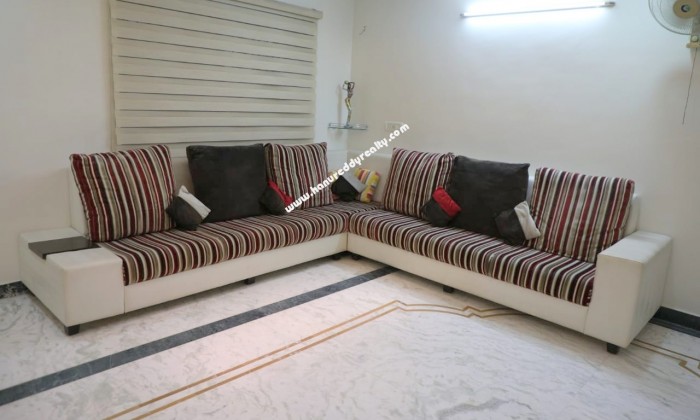 4 BHK Flat for Sale in Sowcarpet