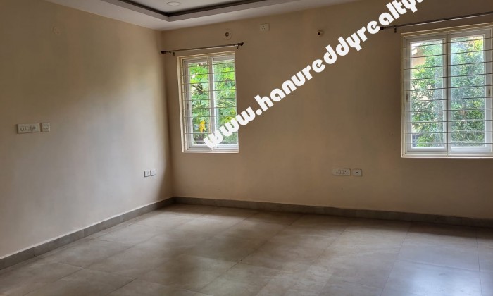 4 BHK Villa for Rent in Yendada