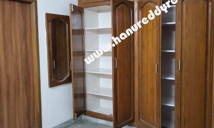 3 BHK Flat for Rent in Beach Road