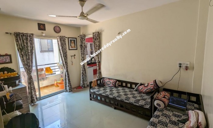 1 BHK Flat for Sale in Warje