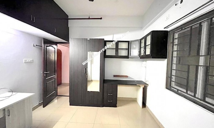 2 BHK Flat for Sale in Pallikaranai