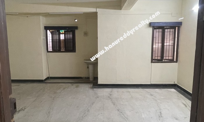 2 BHK Flat for Sale in Shenoy Nagar