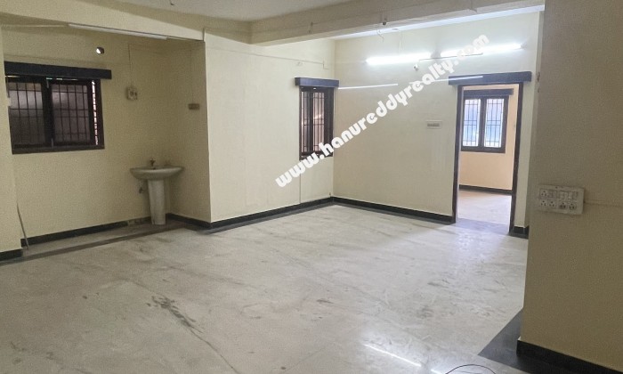 2 BHK Flat for Sale in Shenoy Nagar