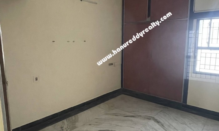 2 BHK Flat for Sale in Shenoy Nagar