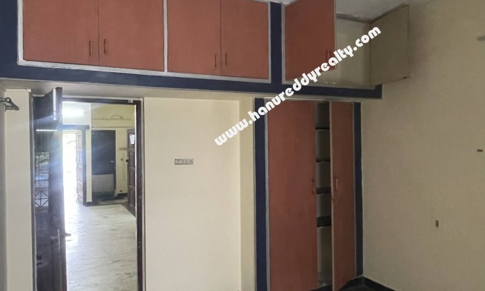 2 BHK Flat for Sale in Shenoy Nagar