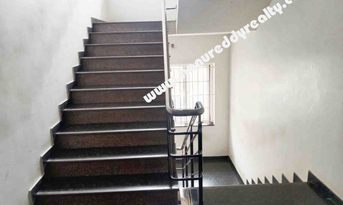 2 BHK Flat for Sale in Race Course