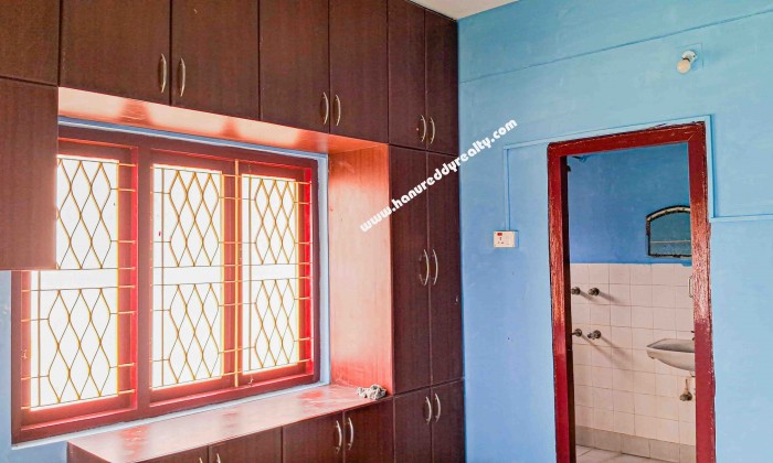 3 BHK Flat for Sale in R S Puram