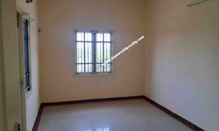 2 BHK Flat for Sale in Red Fields