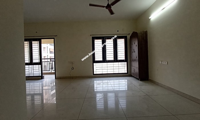 2 BHK Flat for Sale in Pallikaranai