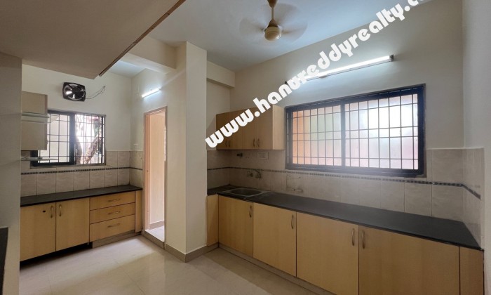 3 BHK Flat for Sale in Raja Annamalaipuram