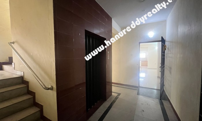 3 BHK Flat for Sale in Raja Annamalaipuram