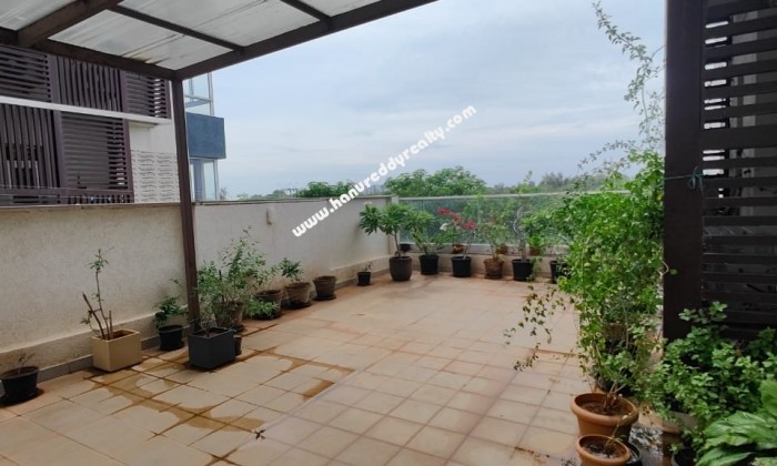 3 BHK Penthouse for Rent in Muttukadu