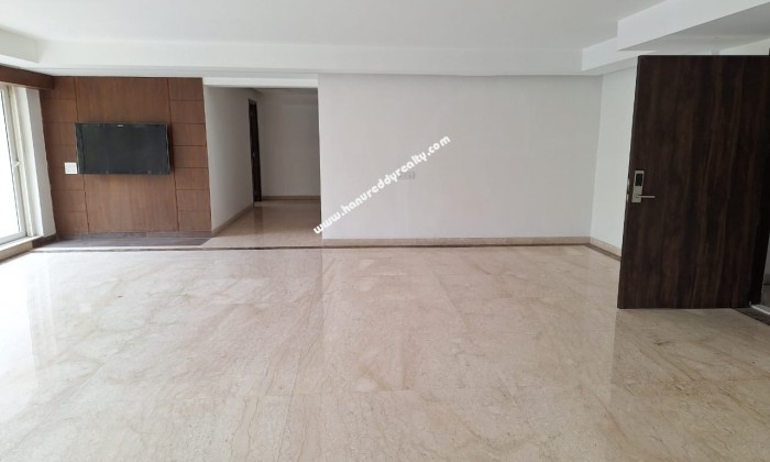 4 BHK Flat for Sale in Mumbai