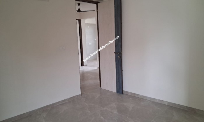 4 BHK Flat for Sale in R S Puram