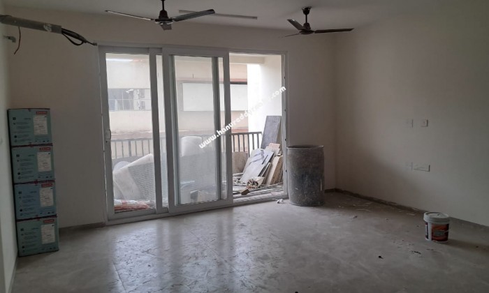 4 BHK Flat for Sale in R S Puram