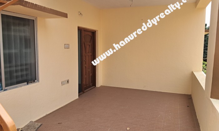 6 BHK Independent House for Sale in Meena Estate