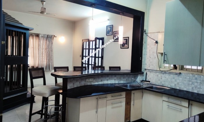 2 BHK Flat for Rent in Old Airport Road