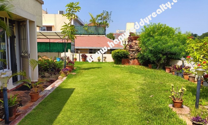 4 BHK Flat for Sale in Victoria Road
