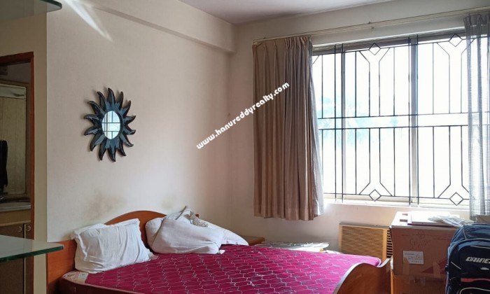 4 BHK Flat for Sale in Victoria Road