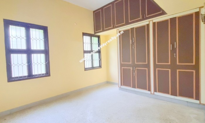 2 BHK Flat for Sale in Adyar