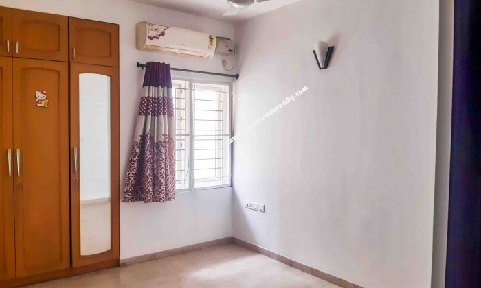 3 BHK Flat for Rent in R S Puram