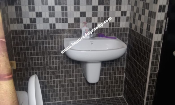 2 BHK Flat for Sale in Tatabad