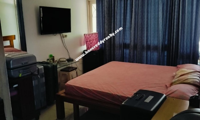 3 BHK Flat for Sale in Race Course
