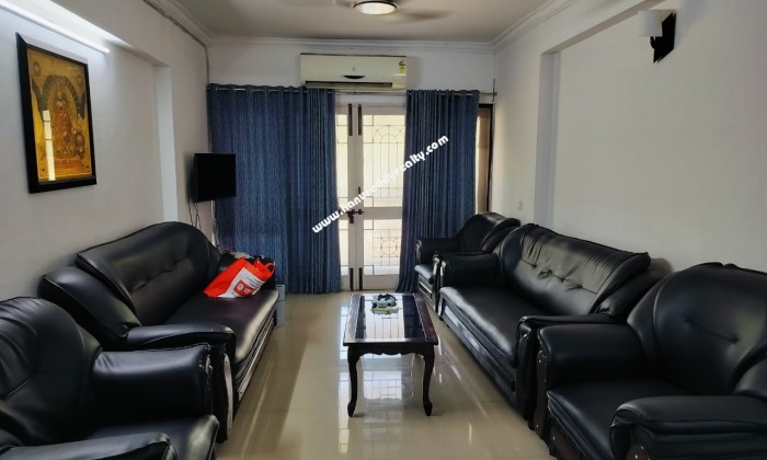 3 BHK Flat for Sale in Race Course