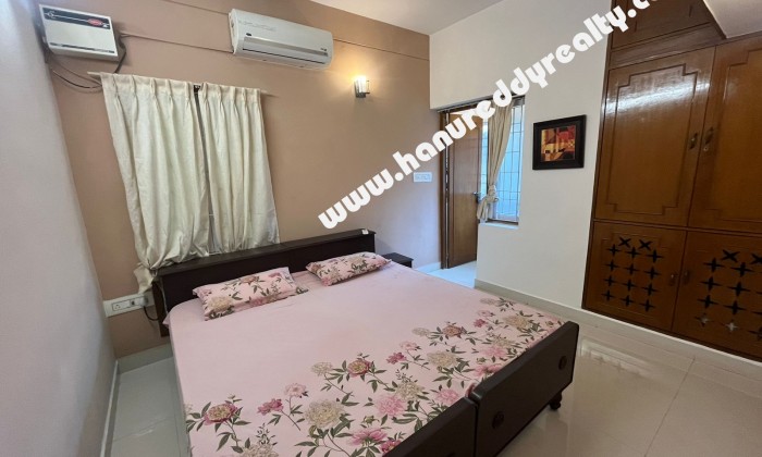 2 BHK Flat for Sale in Kotturpuram