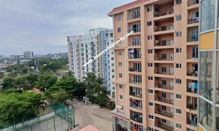 3 BHK Flat for Sale in Kazhipattur