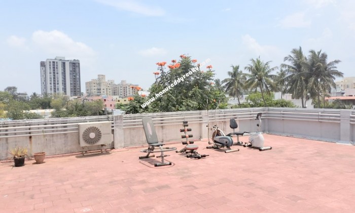 2 BHK Flat for Sale in Thiruvanmiyur