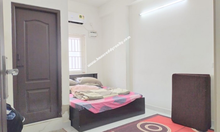 2 BHK Flat for Sale in Thiruvanmiyur