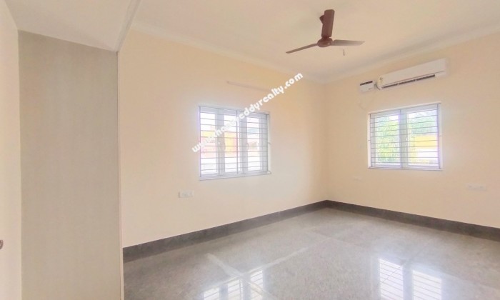 2 BHK Flat for Sale in Adyar