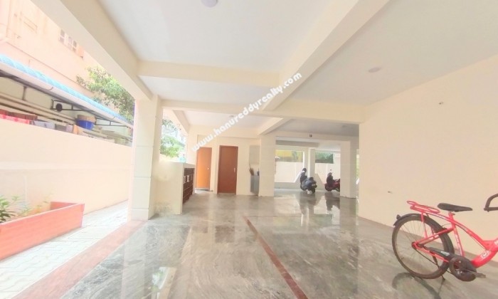 2 BHK Flat for Sale in Adyar