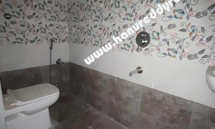 2 BHK Flat for Sale in Sujata Nagar
