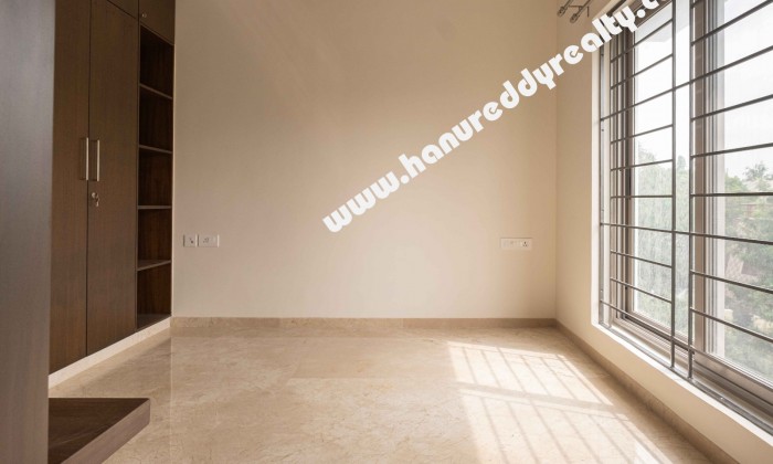 3 BHK Duplex Flat for Rent in Kotturpuram