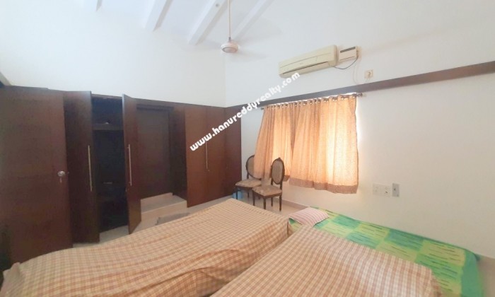 4 BHK Villa for Rent in Muttukadu