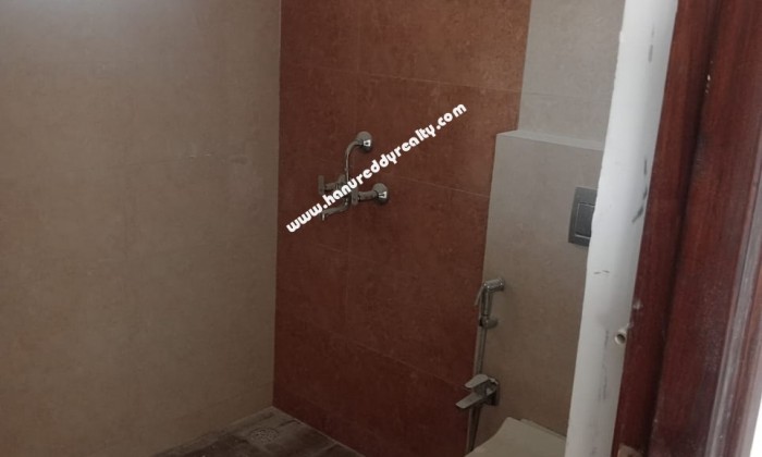 2 BHK Flat for Sale in Manikonda