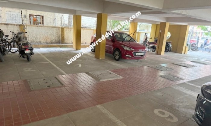 2 BHK Flat for Sale in Adyar