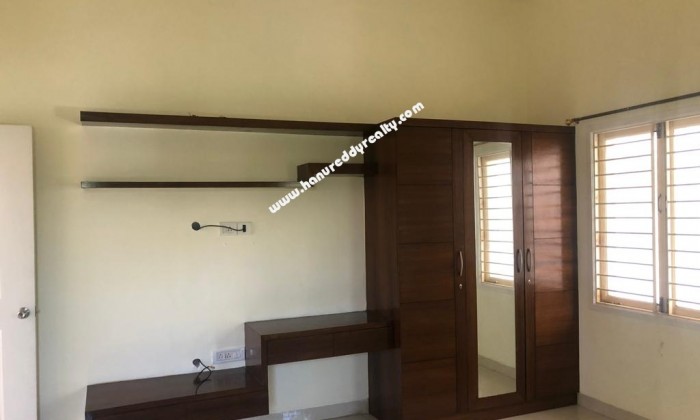 3 BHK Villa for Sale in Akkarai