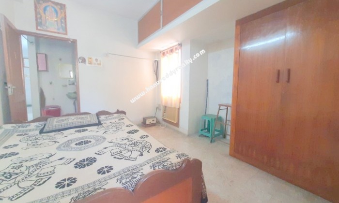 2 BHK Flat for Sale in Thiruvanmiyur