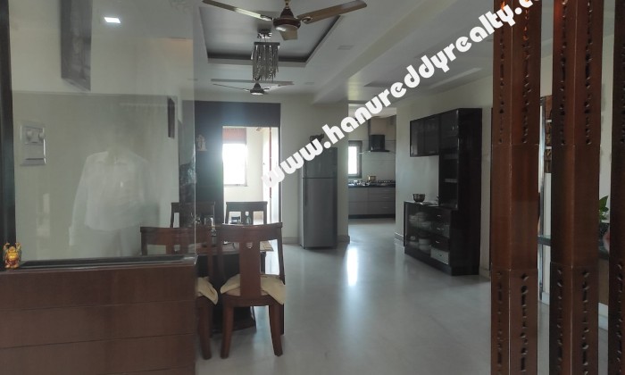 3 BHK Flat for Sale in Srinagar Colony