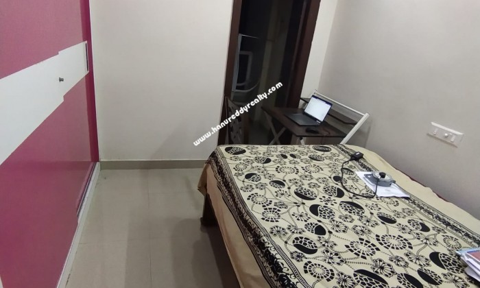 3 BHK Flat for Sale in Pothinamallayapalem