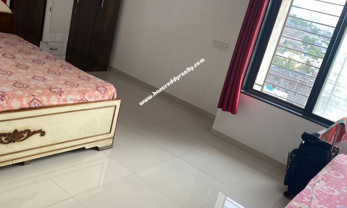 3 BHK Flat for Sale in Hadapsar