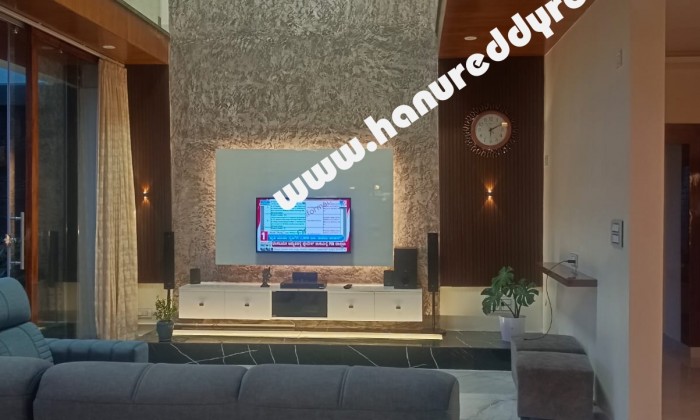 5 BHK Duplex House for Sale in Police Layout