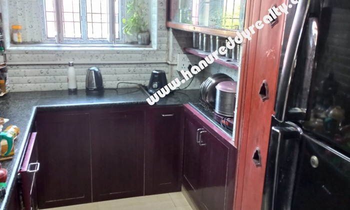 2 BHK Flat for Sale in Korattur